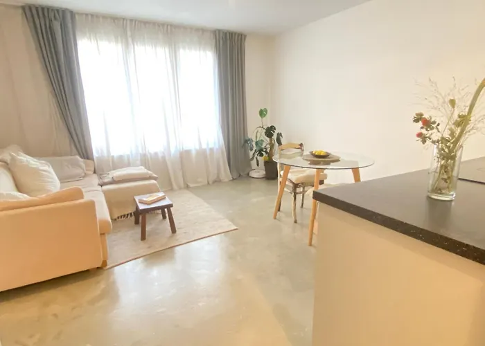 Modern Sunny Flat In Neukolln