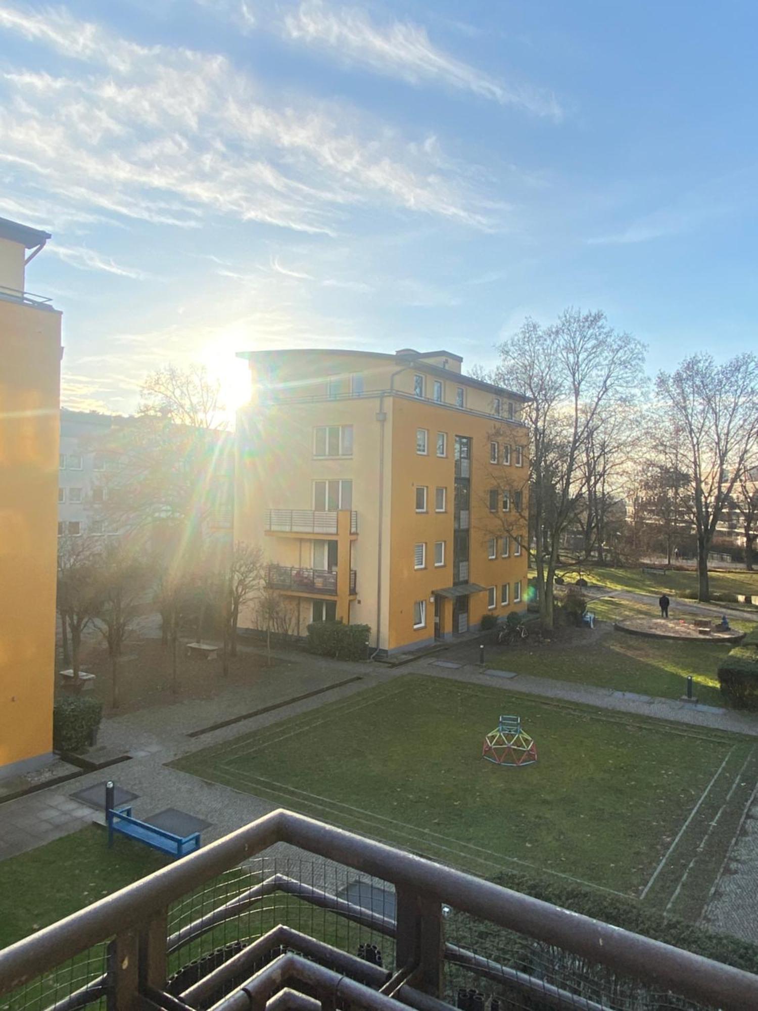 Gasthof Modern Sunny Flat In Neukolln *